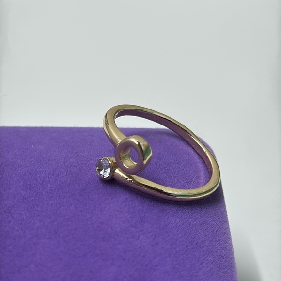 💛 Gold Tone Crystal O Ring - Picture 1 of 1